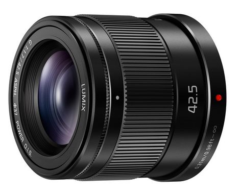 Panasonic 42.5mm F1.7 lens photo